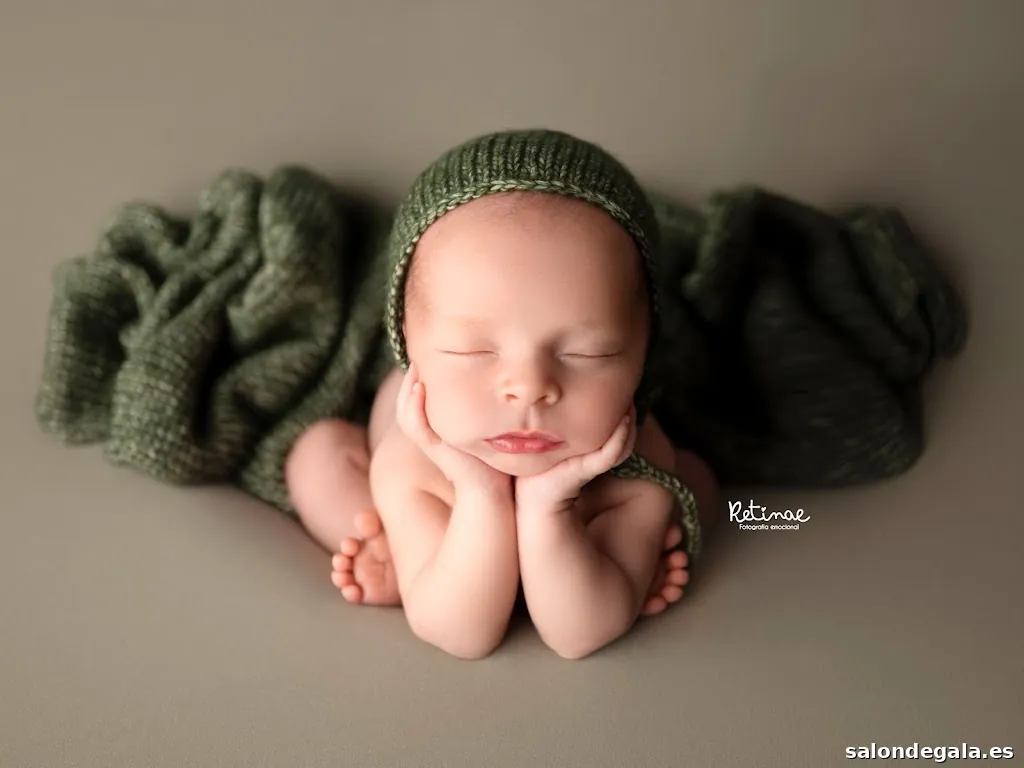 Retinae Estudio Fotográfico. Fotografía Newborn en Cádiz