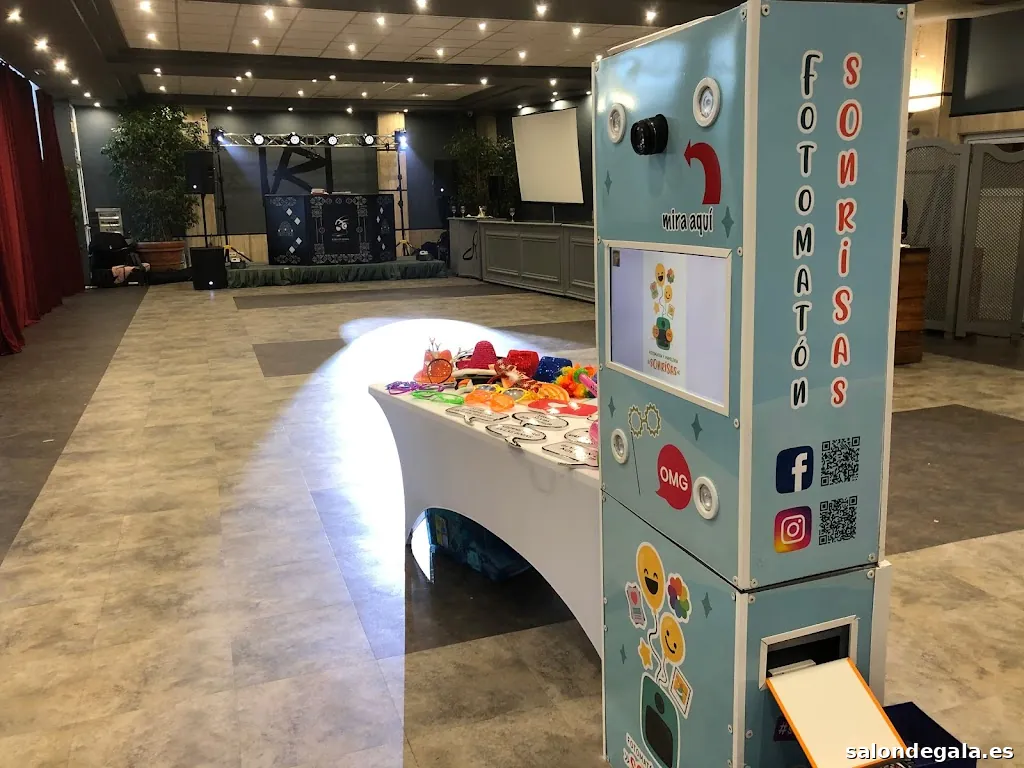 Fotomatón y Papelería Sonrisas