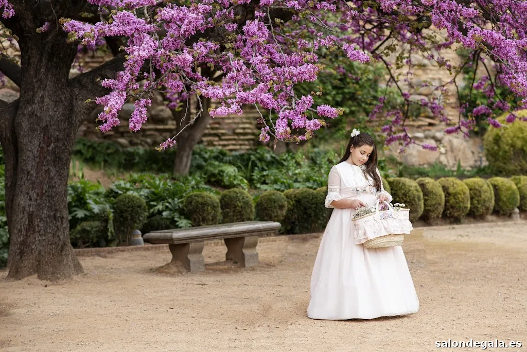 ANGELA RIVAS. FOTOGRAFIA