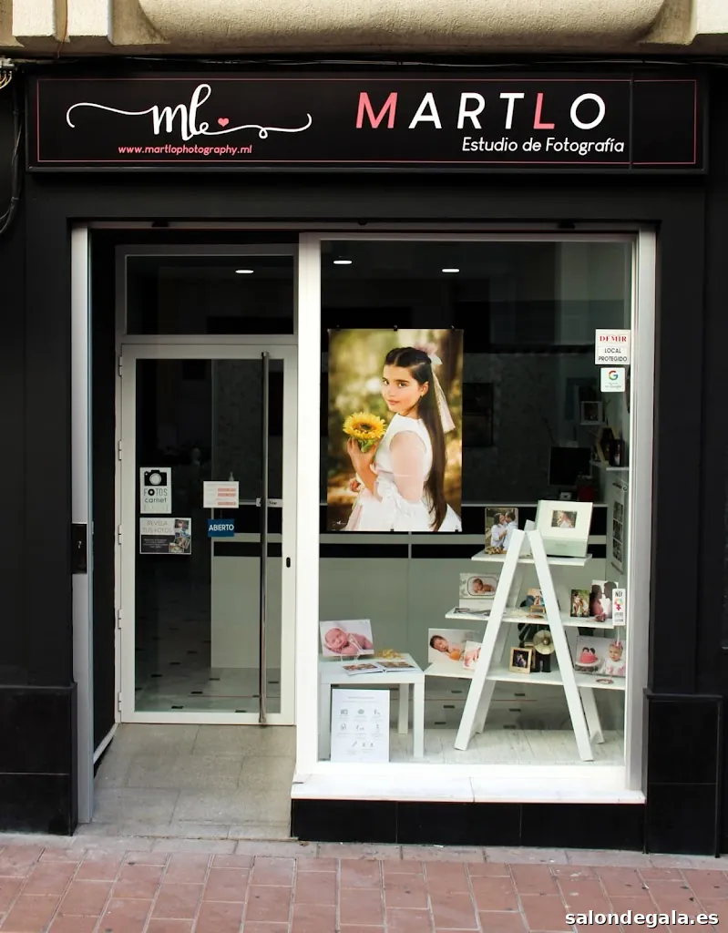 MARTLO PHOTOGRAPHY