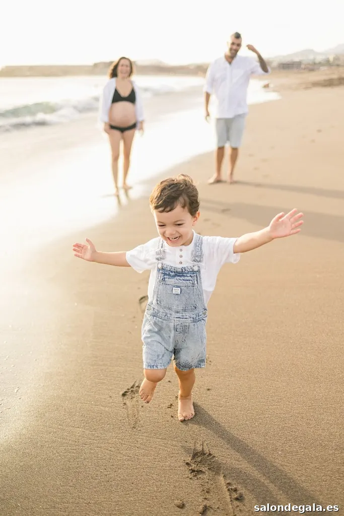Ana Trujillo - Fotógrafía de embarazo, bebés & familia en Tenerife
