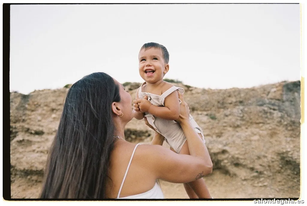 Ana Agraz - Fotógrafa y Diseñadora Gráfica