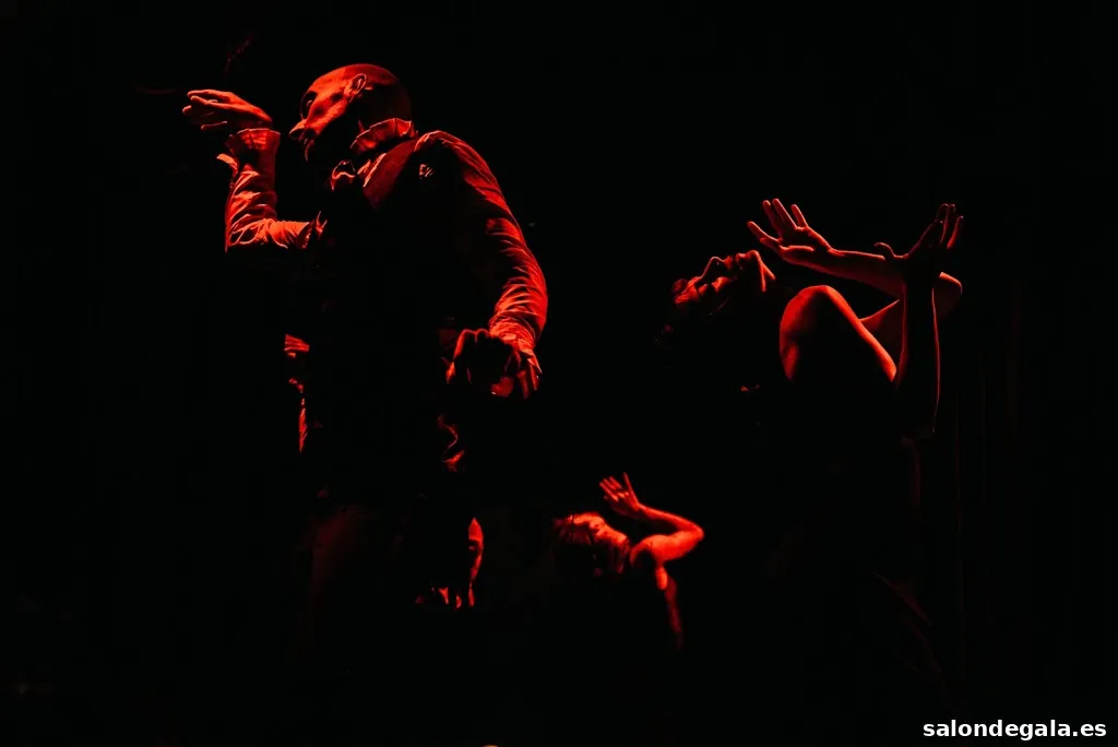 Inesentia - Fotógrafo Profesional Madrid